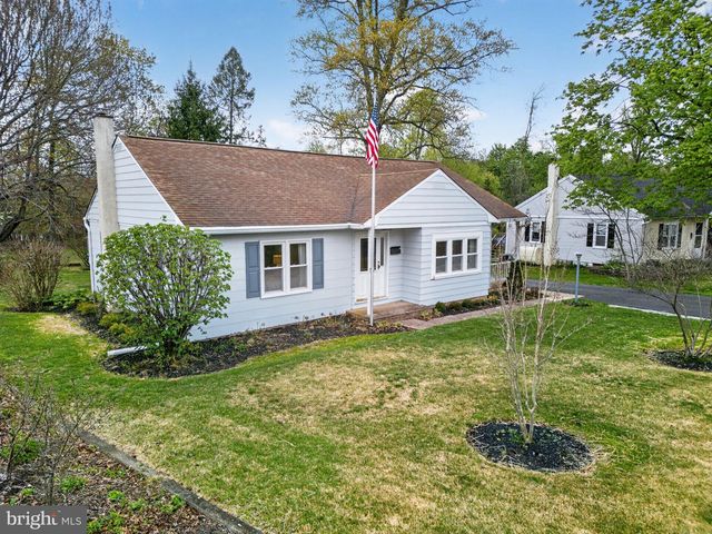 747 N CHUBB DR, Doylestown, PA 18901