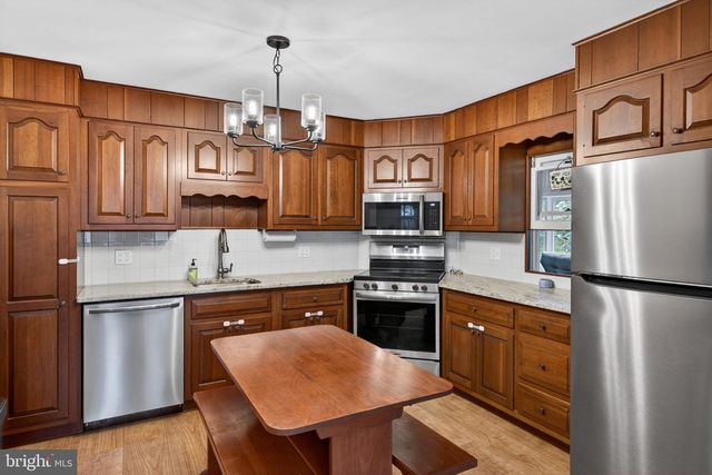 747 N CHUBB DR, Doylestown, PA 18901