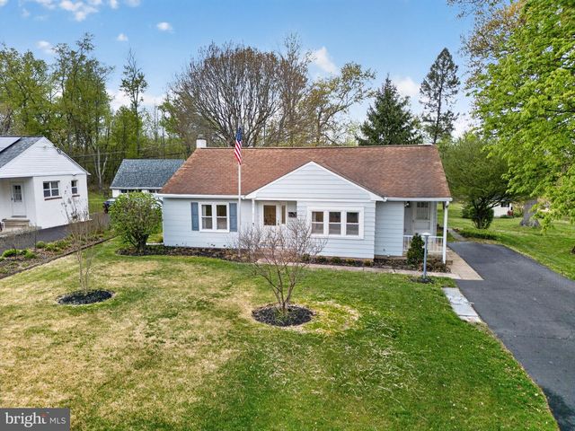 747 N CHUBB DR, Doylestown, PA 18901