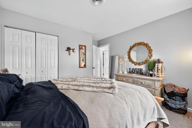 40 N ROSE LN, West Berlin, NJ 08091