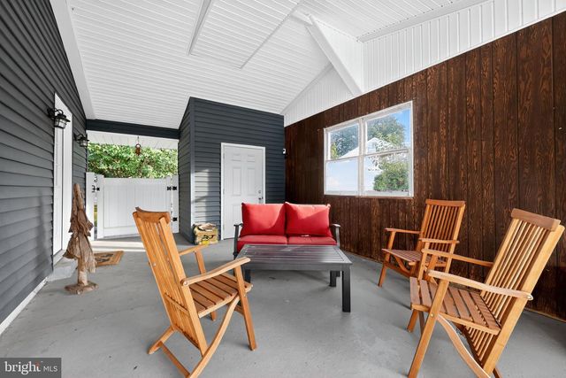 40 N ROSE LN, West Berlin, NJ 08091