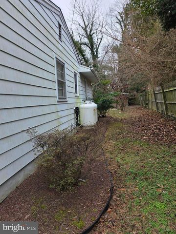 310 ZION RD, Salisbury, MD 21804