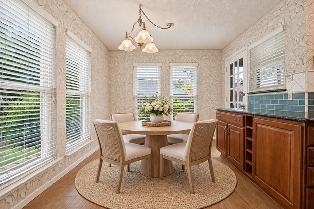 5725 Trails Edge Court, Arlington, TX 76017