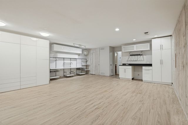 5725 Trails Edge Court, Arlington, TX 76017