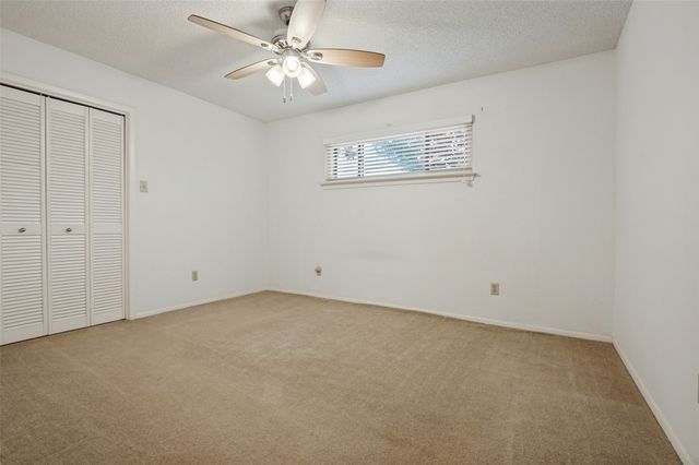 5725 Trails Edge Court, Arlington, TX 76017