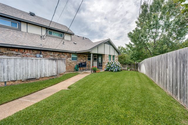 5725 Trails Edge Court, Arlington, TX 76017