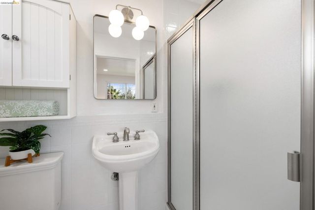 3994 Newcastle Rd, Concord, CA 94519