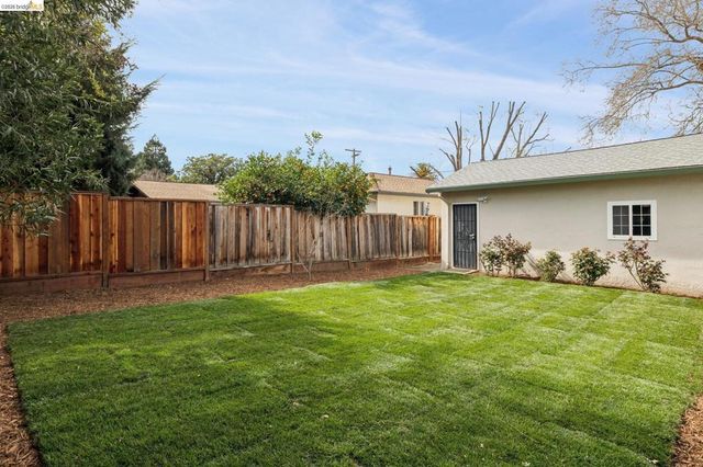 3994 Newcastle Rd, Concord, CA 94519