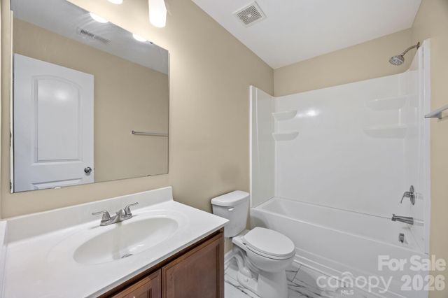 2010 E Park Drive, Lancaster, SC 29720