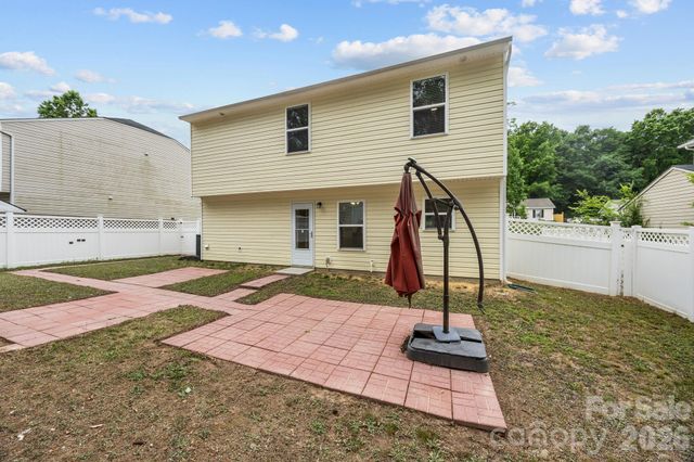 2010 E Park Drive, Lancaster, SC 29720