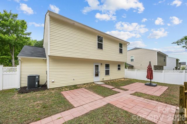 2010 E Park Drive, Lancaster, SC 29720