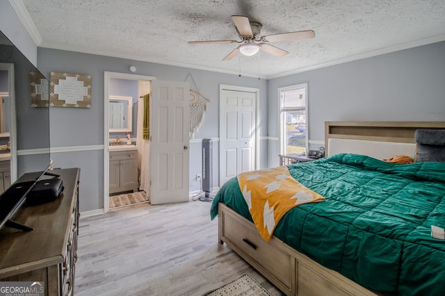 579 Lynmore Avenue, Macon, GA 31206