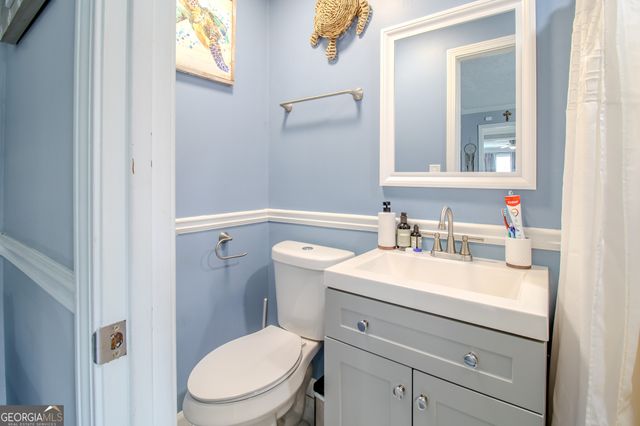 579 Lynmore Avenue, Macon, GA 31206