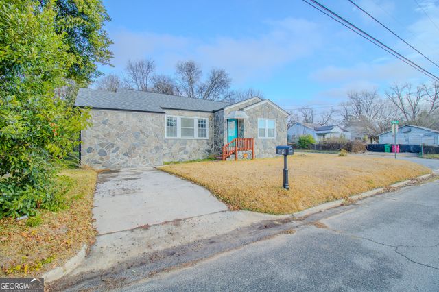 579 Lynmore Avenue, Macon, GA 31206