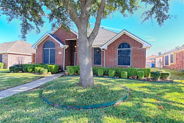 2614 Dandelion Lane, Rowlett, TX 75089