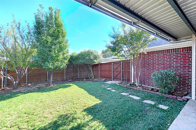 2614 Dandelion Lane, Rowlett, TX 75089