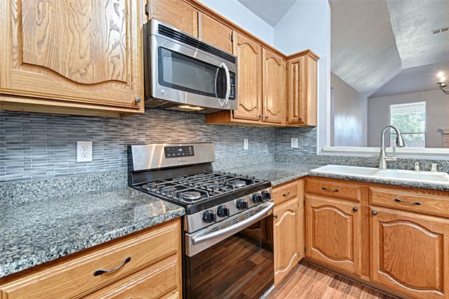 2614 Dandelion Lane, Rowlett, TX 75089