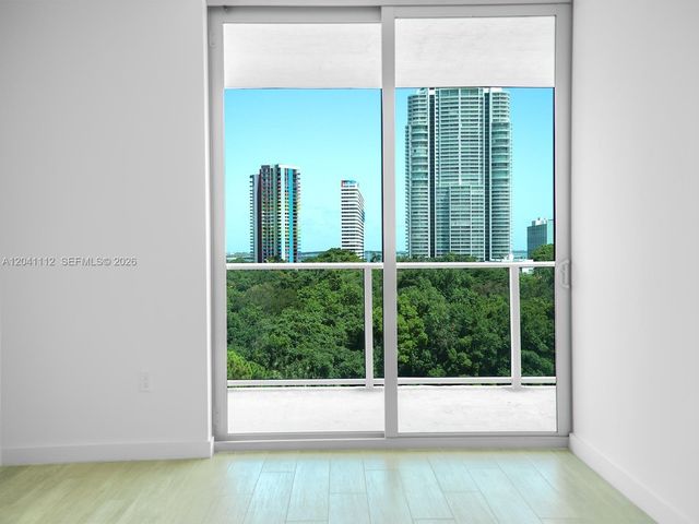 1600 SW 1st Avenue 401, Miami, FL 33129