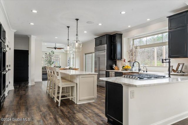 4 Brookhaven Court, Wilton, NY 12866