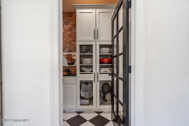 4 Brookhaven Court, Wilton, NY 12866