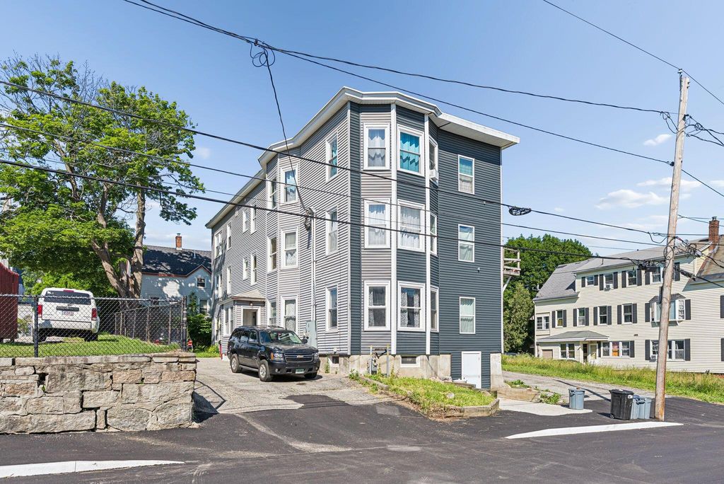25 Howe Street, Lewiston, ME 04240 — photo 2