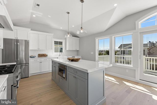 2904 S LONG BEACH BLVD, Long Beach Township, NJ 08008
