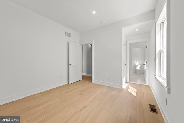 2904 S LONG BEACH BLVD, Long Beach Township, NJ 08008