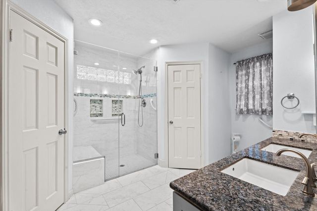 25319 Old Carriage Lane, Spring, TX 77373