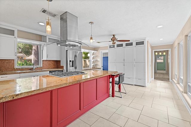 25319 Old Carriage Lane, Spring, TX 77373