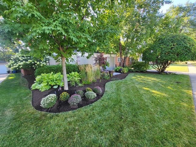 737 Deerpath Drive, Deerfield, IL 60015
