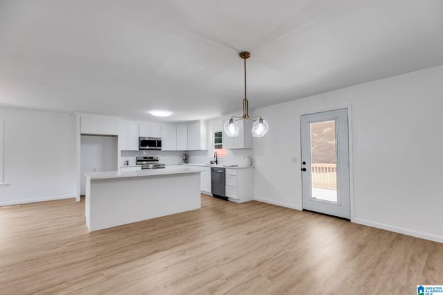 820 BOOZER ROAD, Heflin, AL 36264