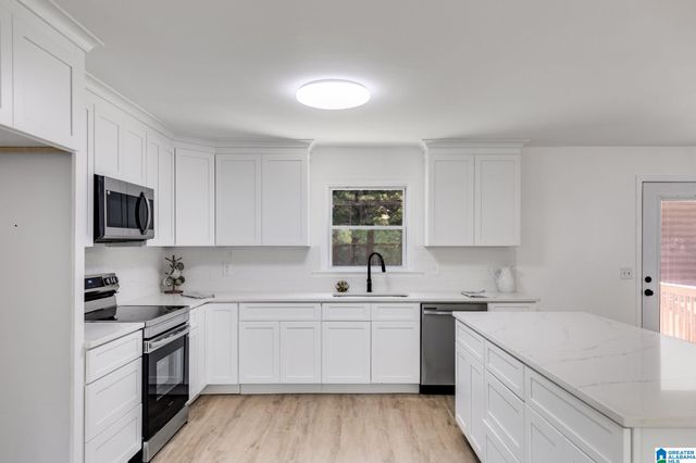 820 BOOZER ROAD, Heflin, AL 36264