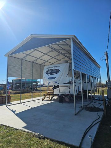 915 W Verdia Drive, Port Bolivar, TX 77650