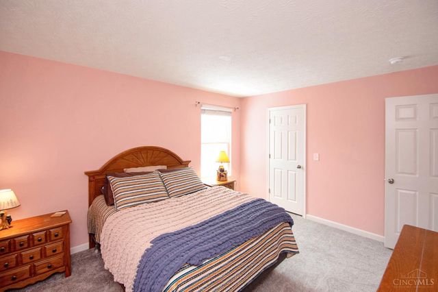 9 Woodside Park Drive, Pierce Twp, OH 45102