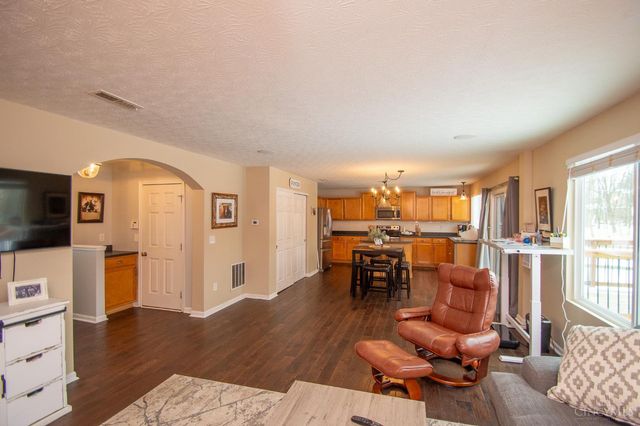 9 Woodside Park Drive, Pierce Twp, OH 45102