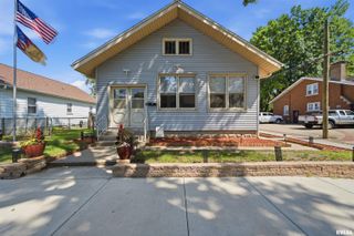 606 S 10TH Street, Pekin, IL 61554