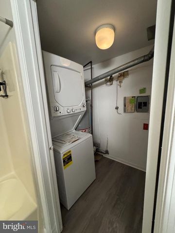 307 WOODLAKE DR, Evesham, NJ 08053