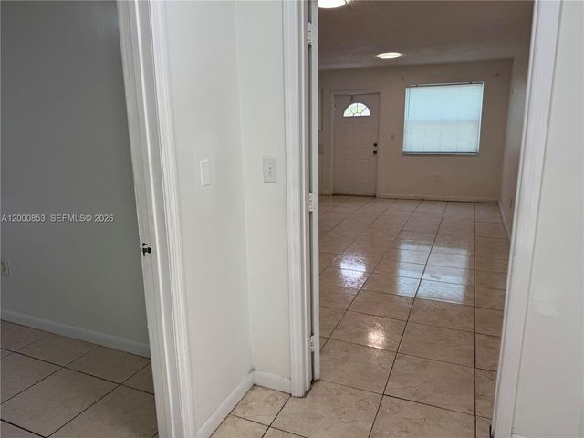 6301 SW 27th St 1, Miramar, FL 33023