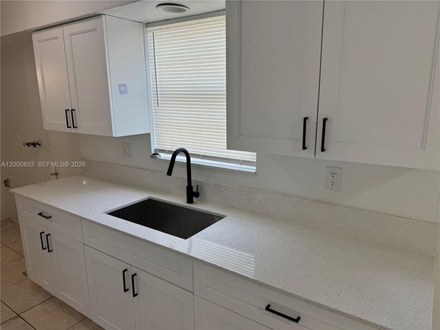 6301 SW 27th St 1, Miramar, FL 33023