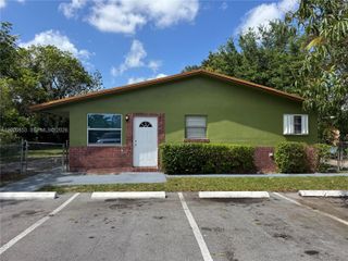 6301 SW 27th St 1, Miramar, FL 33023
