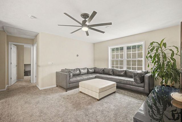 8195 Frie Avenue, Oshtemo Twp, MI 49009