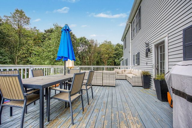 8195 Frie Avenue, Oshtemo Twp, MI 49009