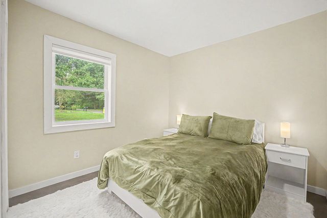 8195 Frie Avenue, Oshtemo Twp, MI 49009