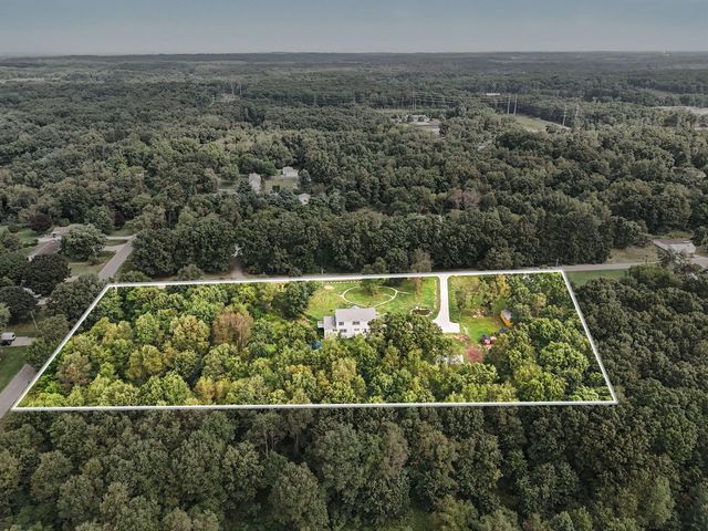 8195 Frie Avenue, Oshtemo Twp, MI 49009