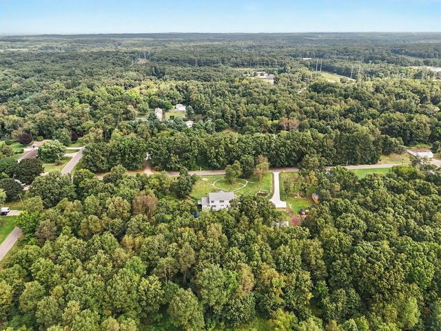 8195 Frie Avenue, Oshtemo Twp, MI 49009