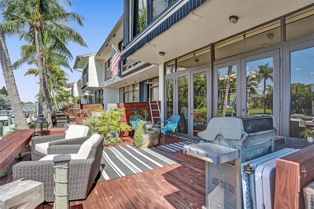2678 NE 135th St, North Miami, FL 33181