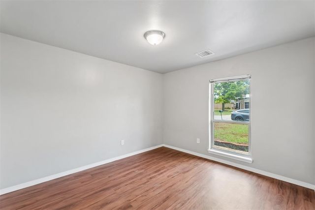 5517 NW 112th Street, Oklahoma City, OK 73162