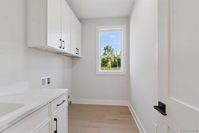 30060 Hickey Road, Chesterfield, MI 48051