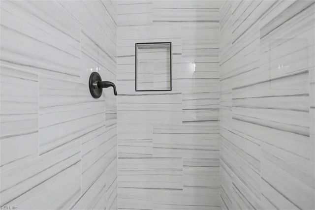 1633 Leckie ST, Portsmouth, VA 23704