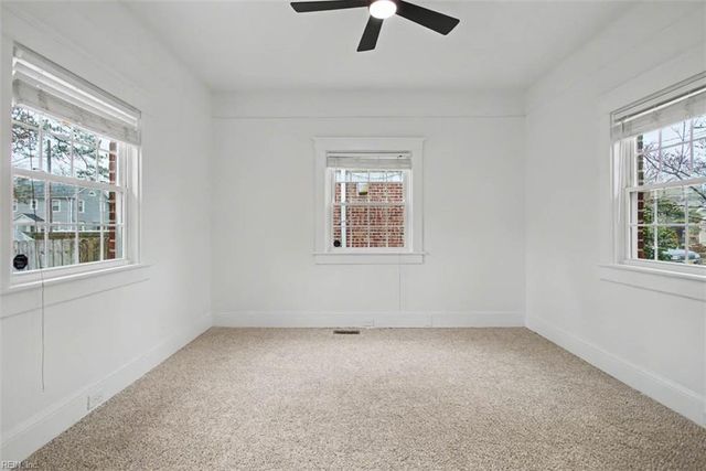 1633 Leckie ST, Portsmouth, VA 23704